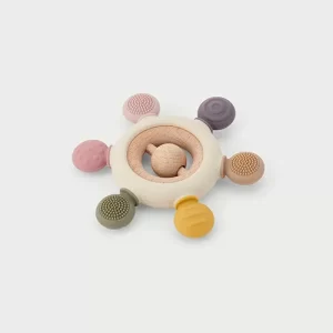 Ontdek de Tickit SiliSoft bijtring Aarde: zacht siliconen en natuurlijk hout voor kleine handjes. Fijn bijtspeelgoed én babyspeelgoed.