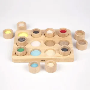 Op zoek naar sensorisch speelgoed? Het Tickit Touch & Match Bord laat kinderen verschillende structuren ontdekken. Shop dit houten speelgoed bij Moonwoods.